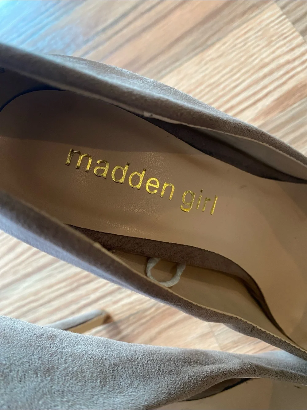 Madden Girl Taupe Suede Pointed-Toe Stilettos-6 Event Prom Office Coquette